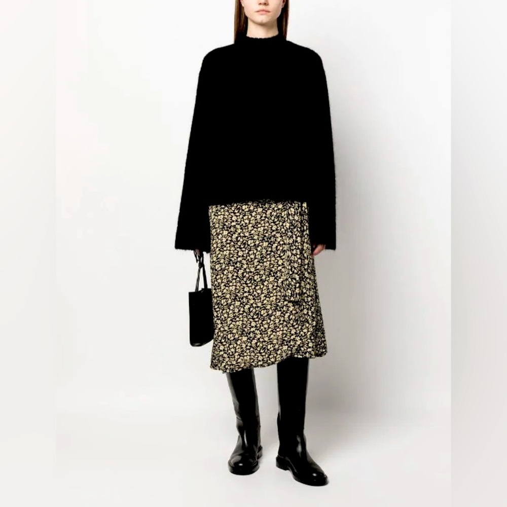 Céline by Phoebe Philo, Floral/Leaf Print Tied Skirt (38) Pre-Fall 2016 ✨🍂🌾